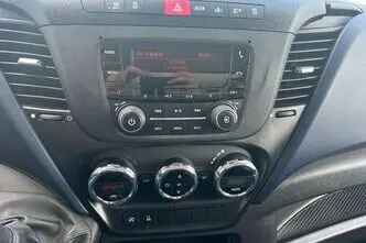 Iveco Daily, 2.3, 100 kW, дизель, автомат, задний привод