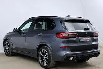 BMW X5, 3.0, 210 kW, hybrid, automatic, four-wheel drive