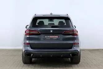 BMW X5, 3.0, 210 kW, hybrid, automatic, four-wheel drive