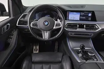 BMW X5, 3.0, 210 kW, hybrid, automatic, four-wheel drive