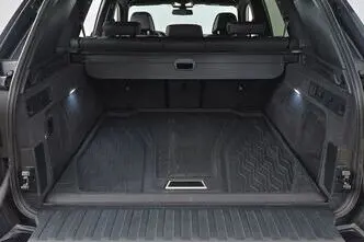 BMW X5, 3.0, 210 kW, hybrid, automatic, four-wheel drive
