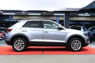Volkswagen T-Roc, 1.5, 110 kW, бензин, автомат, передний привод