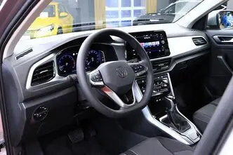 Volkswagen T-Roc, 1.5, 110 kW, бензин, автомат, передний привод