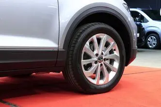 Volkswagen T-Roc, 1.5, 110 kW, бензин, автомат, передний привод