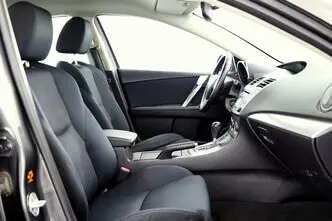 Mazda 3, 2.0, 110 kW, bensiin, automaat, esivedu