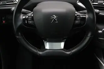 Peugeot 308, 1.5, 96 kW, дизель, механическая, передний привод