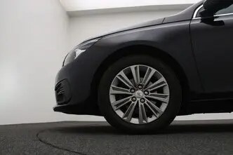 Peugeot 308, 1.5, 96 kW, дизель, механическая, передний привод