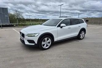 Volvo V60 Cross Country, 2.0, 140 kW, дизель, автомат, полный привод