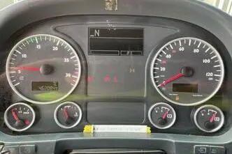 MAN TGL 12.250 4x2, 6.9, 184 kW, diesel, manual, rear-wheel drive