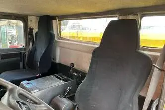 MAN TGL 12.250 4x2, 6.9, 184 kW, diesel, manual, rear-wheel drive