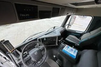 Volvo FM 330 4x2, 250 kW, diisel, automaat