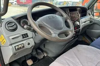 Iveco Daily, 3.0, 130 kW, diisel, tagavedu