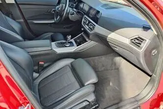 BMW 318, 2.0, 110 kW, hybrid, automatic, rear-wheel drive