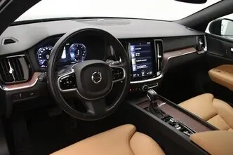 Volvo V60 Cross Country, 2.0, 140 kW, дизель, автомат, полный привод