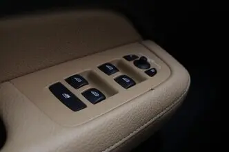 Volvo V60 Cross Country, 2.0, 140 kW, дизель, автомат, полный привод