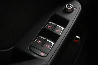 Audi A4, 1.8, 125 kW, бензин, автомат, передний привод