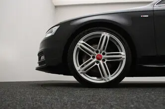 Audi A4, 1.8, 125 kW, бензин, автомат, передний привод