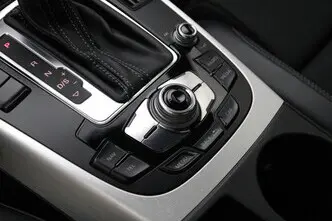 Audi A4, 1.8, 125 kW, бензин, автомат, передний привод