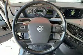 Volvo FH 16 750 6x4, 552 kW, diisel, automaat