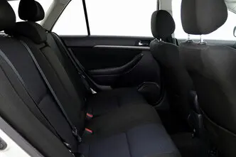 Toyota Avensis, 1.8, 95 kW, bensiin, automaat, esivedu
