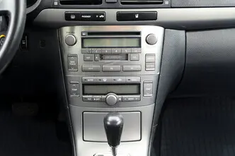 Toyota Avensis, 1.8, 95 kW, bensiin, automaat, esivedu