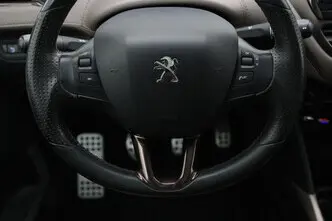 Peugeot 2008, 1.6, 88 kW, bensiin, manuaal, esivedu