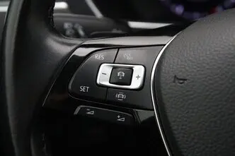 Volkswagen Tiguan, 2.0, 110 kW, дизель, автомат, передний привод