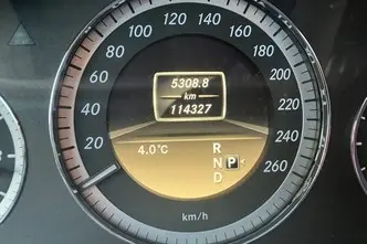 Mercedes-Benz E 350, 3.0, 195 kW, diesel, automatic, four-wheel drive