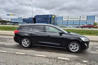 Ford Focus, 1.0, 92 kW, petrol, manual, front-wheel drive