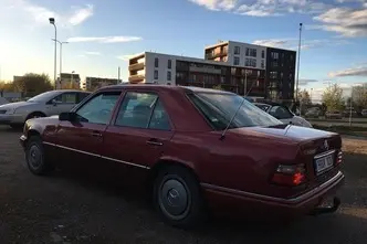 Mercedes-Benz E 200, 2.0, 100 kW, бензин, автомат, задний привод