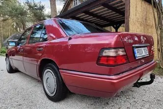Mercedes-Benz E 200, 2.0, 100 kW, бензин, автомат, задний привод
