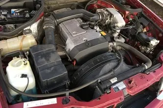 Mercedes-Benz E 200, 2.0, 100 kW, бензин, автомат, задний привод