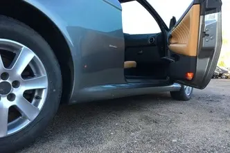 Alfa Romeo GT, 1.9, 110 kW, дизель, механическая, передний привод