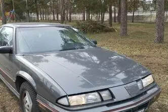 Pontiac Grand-Prix, 2.8, 93 kW, petrol, automatic, front-wheel drive