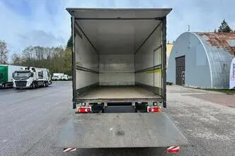 Volvo FL250 4X2 EURO6, 188 kW, diesel, automatic