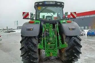 John Deere 6215R, 188 kW, diisel, automaat