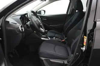 Mazda 2, 1.5, 66 kW, hybrid, manual, front-wheel drive