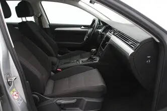 Volkswagen Passat, 1.4, 92 kW, petrol, automatic, front-wheel drive