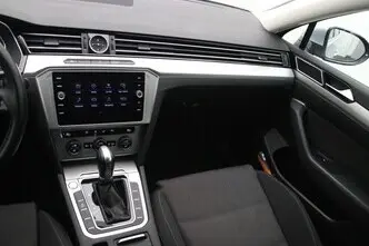 Volkswagen Passat, 1.4, 92 kW, petrol, automatic, front-wheel drive