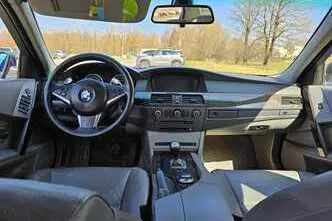 BMW 545, 4.4, 245 kW, бензин, полуавтомат, задний привод