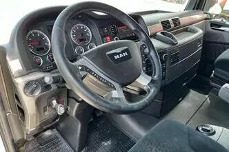 MAN TGX 28.480 6x2, 12.4, 353 kW, diesel, manual, rear-wheel drive