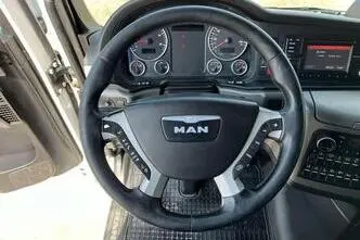 MAN TGX 28.480 6x2, 12.4, 353 kW, diesel, manual, rear-wheel drive
