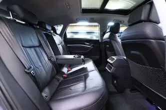 Audi e-tron, 158 kW, elekter, automaat, nelikvedu
