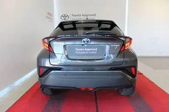Toyota C-HR, 1.8, 72 kW, гибрид, автомат, передний привод