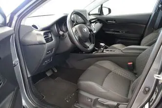 Toyota C-HR, 1.8, 72 kW, гибрид, автомат, передний привод