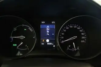 Toyota C-HR, 1.8, 72 kW, гибрид, автомат, передний привод