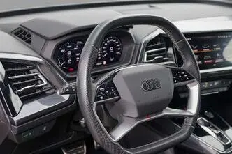Audi Q4 e-tron, 125 kW, electric, automatic, rear-wheel drive