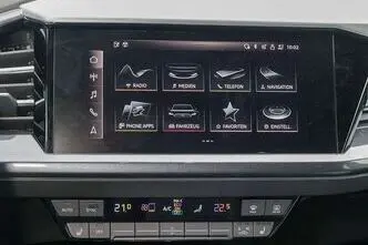 Audi Q4 e-tron, 125 kW, electric, automatic, rear-wheel drive