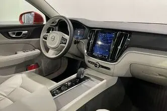 Volvo V60, 2.0, 145 kW, hybrid, automatic, front-wheel drive