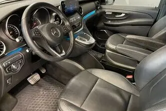 Mercedes-Benz V 300, 2.0, 174 kW, diesel, automatic, rear-wheel drive